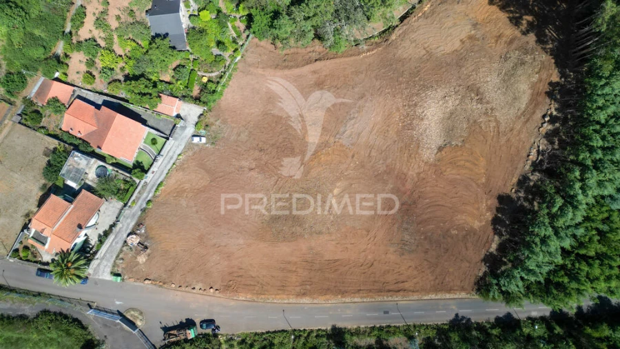 Terreno para Venda em Camacha Foto 3