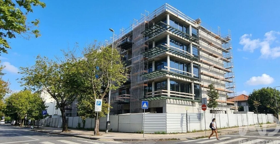 Apartamento T2 para Venda em Lordelo do Ouro e Massarelos Foto 26