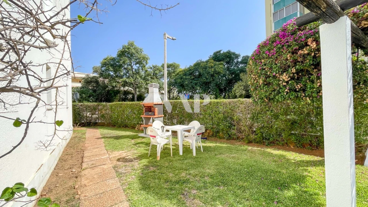 Apartamento T3 para Venda em Quarteira Foto 33