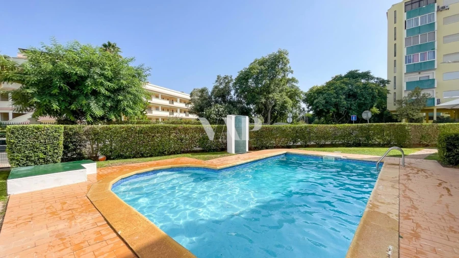 Apartamento T3 para Venda em Quarteira Foto 5