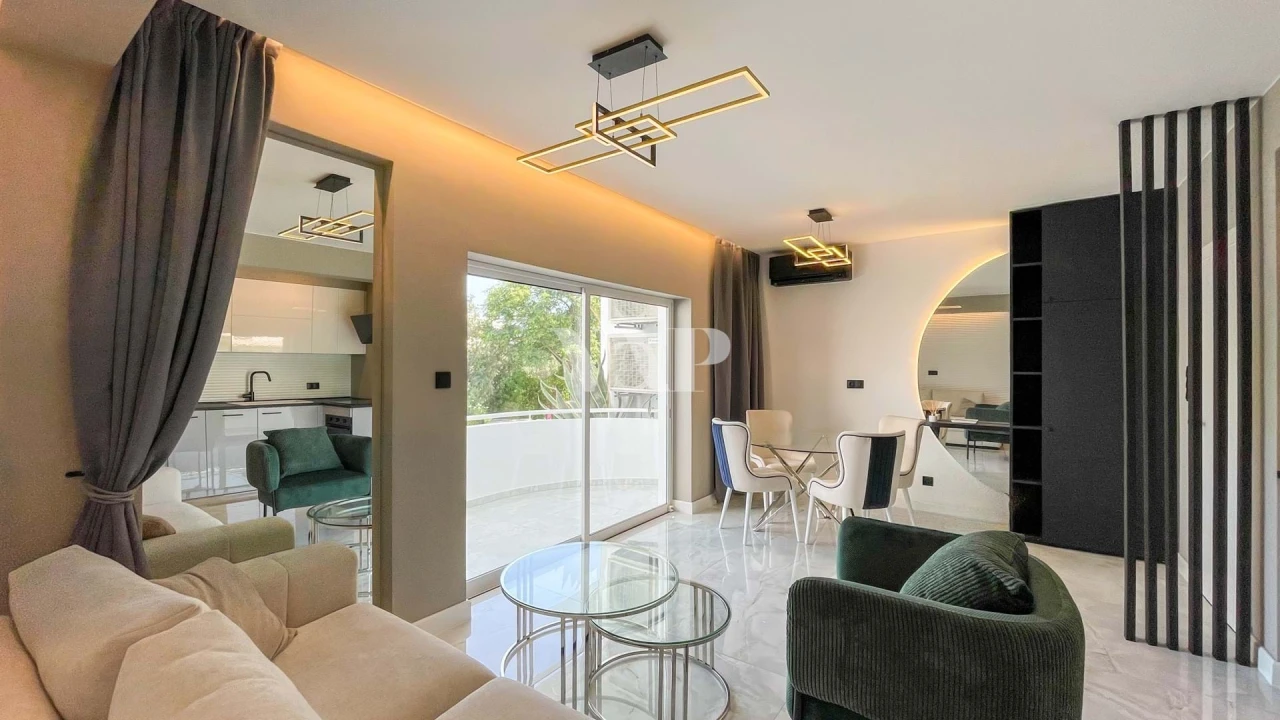 Apartamento T3 para Venda em Quarteira Foto 1