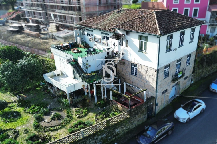 Moradia T8 para Venda em Tondela e Nandufe Foto 1