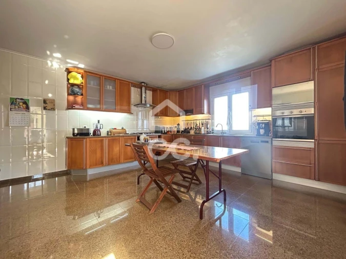 Moradia T5 para Venda em Fajã de Cima Foto 18