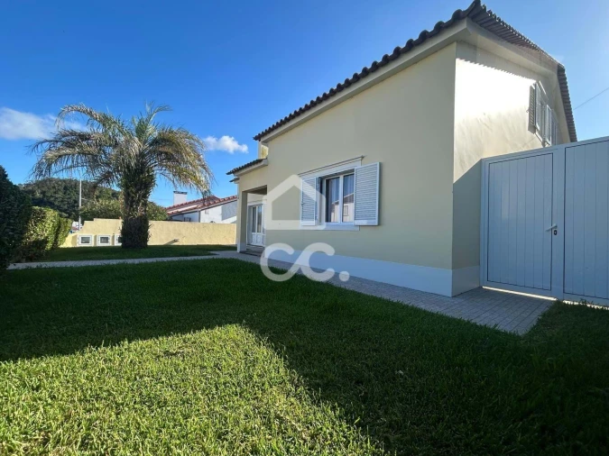 Moradia T5 para Venda em Fajã de Cima Foto 42