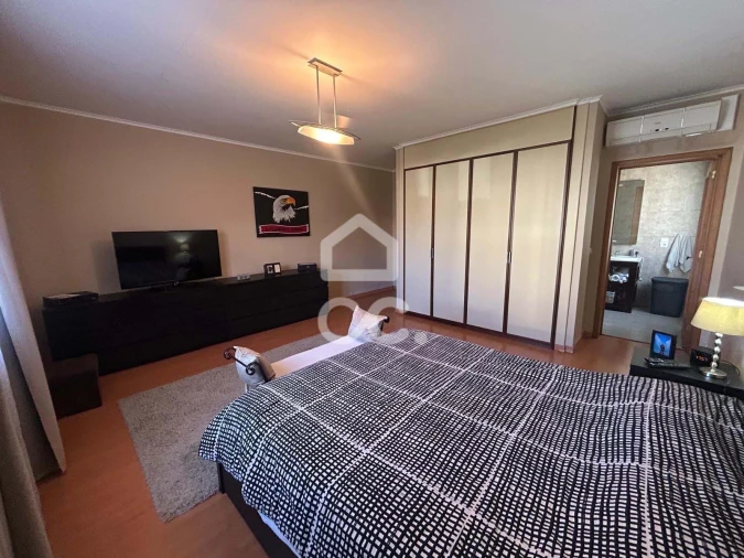 Moradia T5 para Venda em Fajã de Cima Foto 11