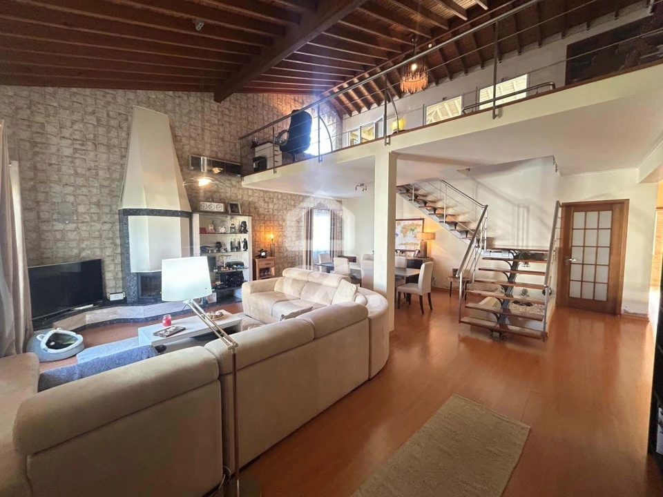 Moradia T5 para Venda em Fajã de Cima Foto 8