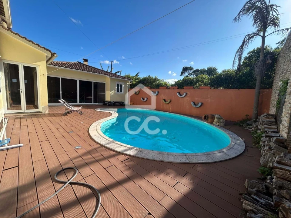 Moradia T5 para Venda em Fajã de Cima Foto 40