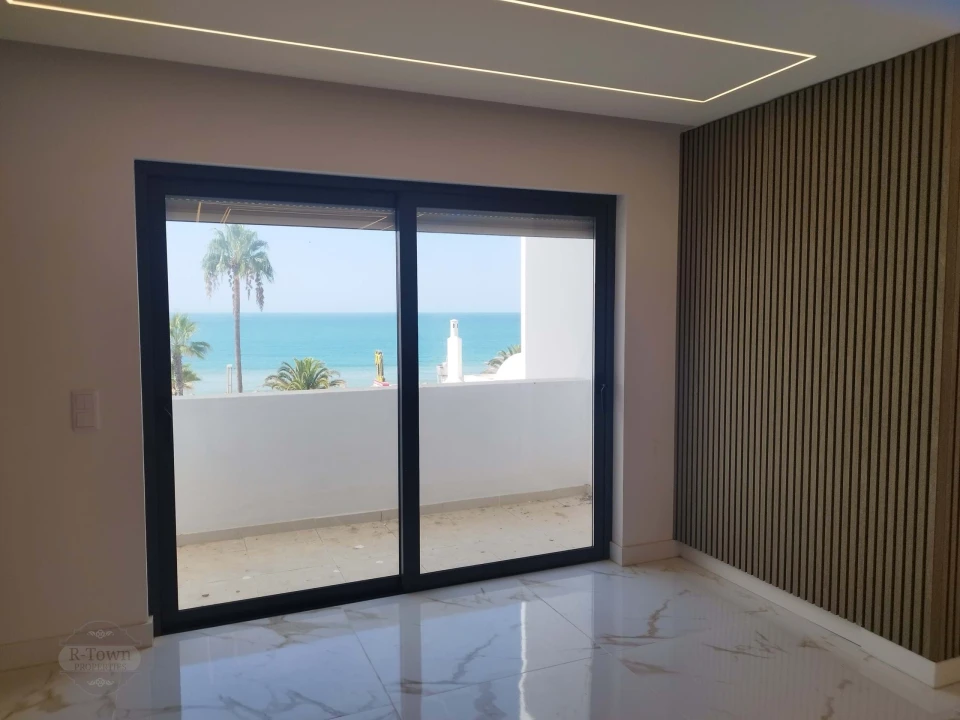 Apartamento T2 para Venda em Quarteira Foto 2