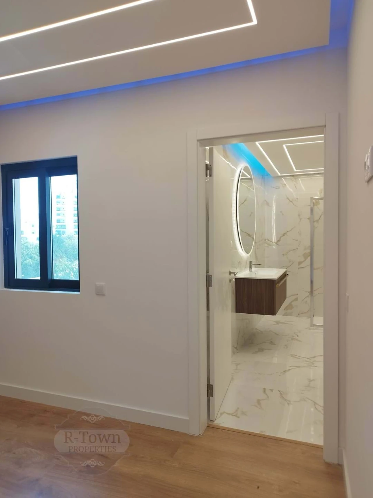 Apartamento T2 para Venda em Quarteira Foto 10