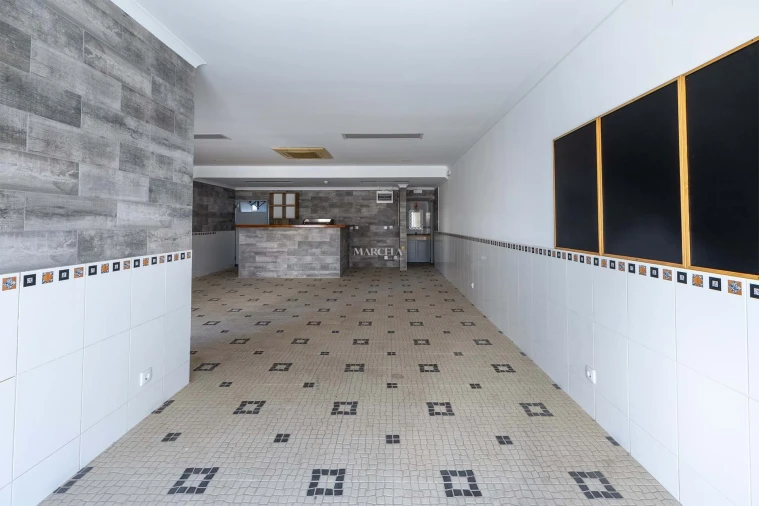 Negócio para Venda em Lagos (São Sebastião e Santa Maria) Foto 13