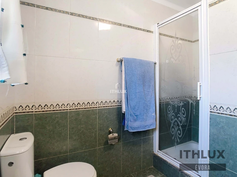 Moradia T3 para Venda em São João Baptista Foto 8