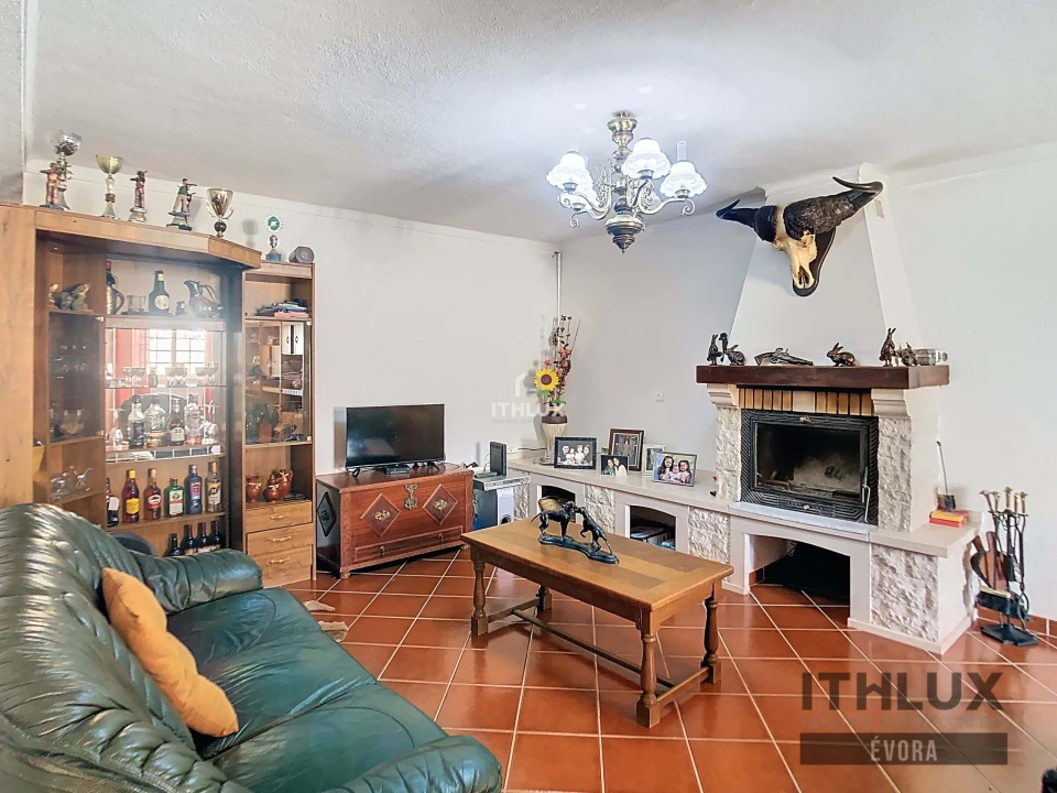 Moradia T3 para Venda em São João Baptista Foto 3