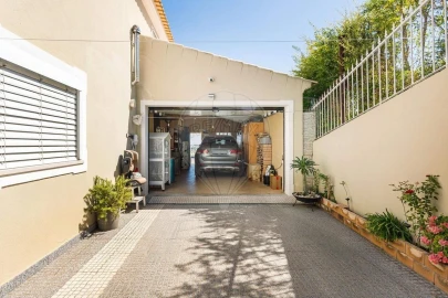 Moradia T4 para Venda em Almancil