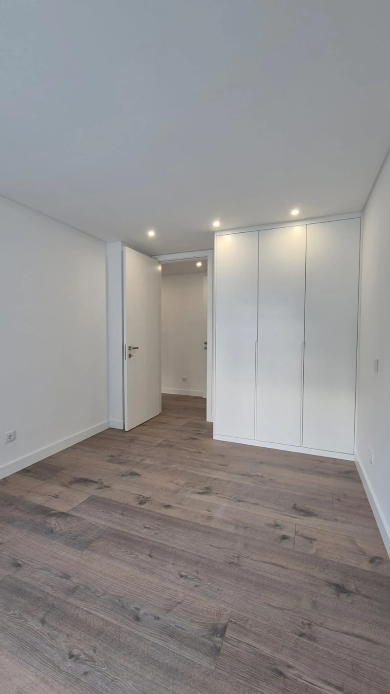 Apartamento T5 para Venda em Laranjeiro e Feijó Foto 6