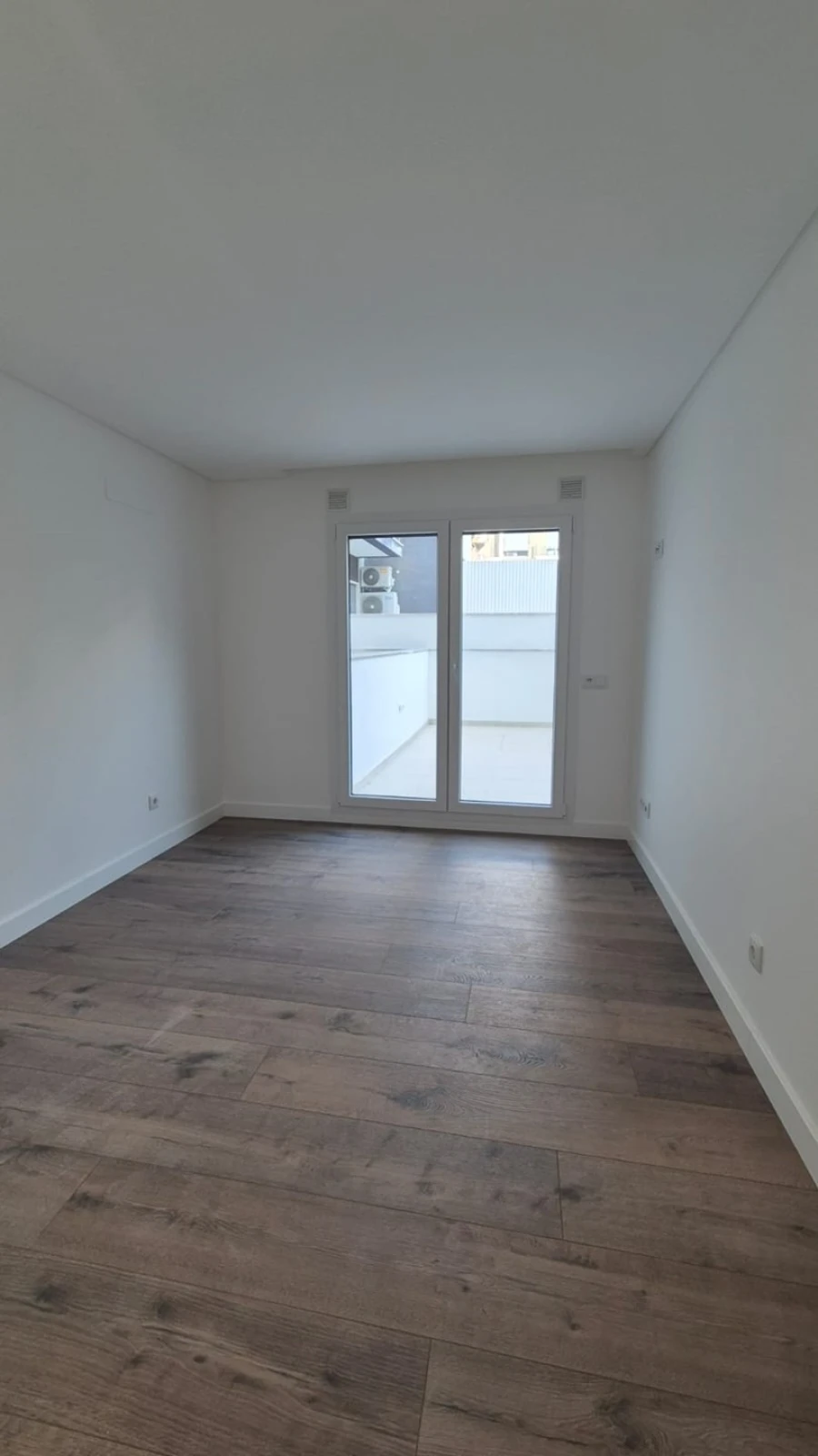 Apartamento T5 para Venda em Laranjeiro e Feijó Foto 5