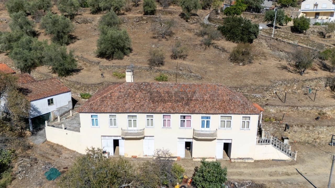 Quinta T6 para Venda em Vale de Figueira Foto 2