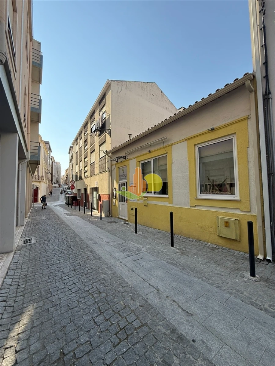 Negócio para Venda em Buarcos Foto 1