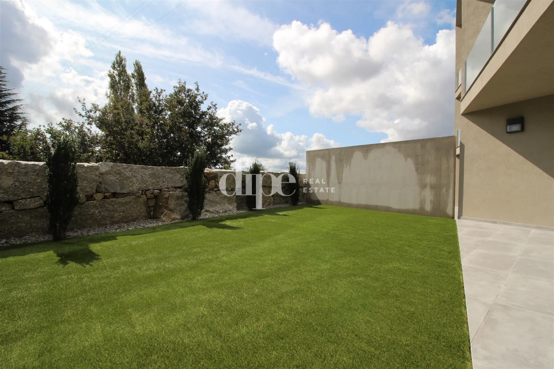 Quarto para Arrendamento em Azurem Foto 21