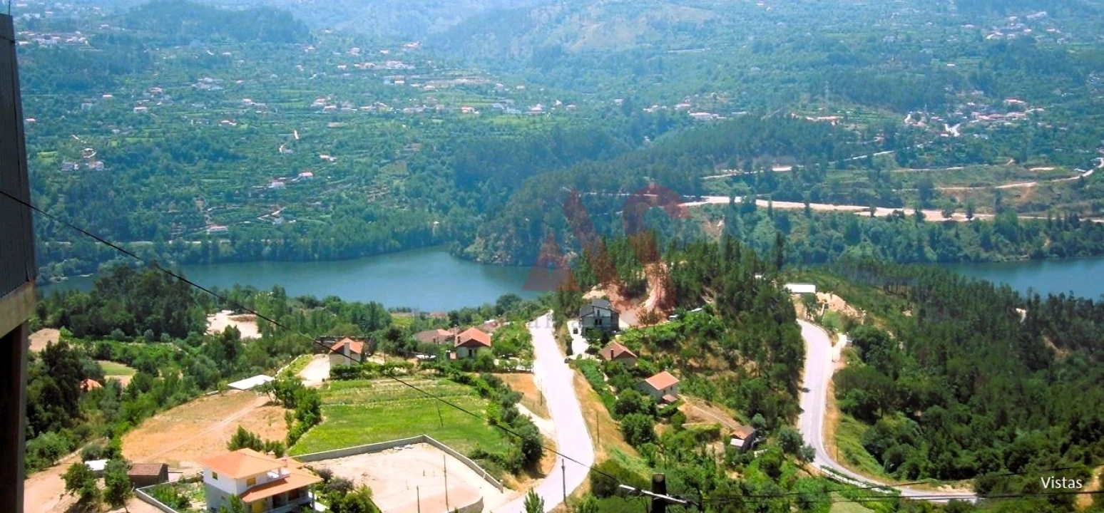 Quinta T4 para Venda em Penhalonga e Paços de Gaiolo Foto 24