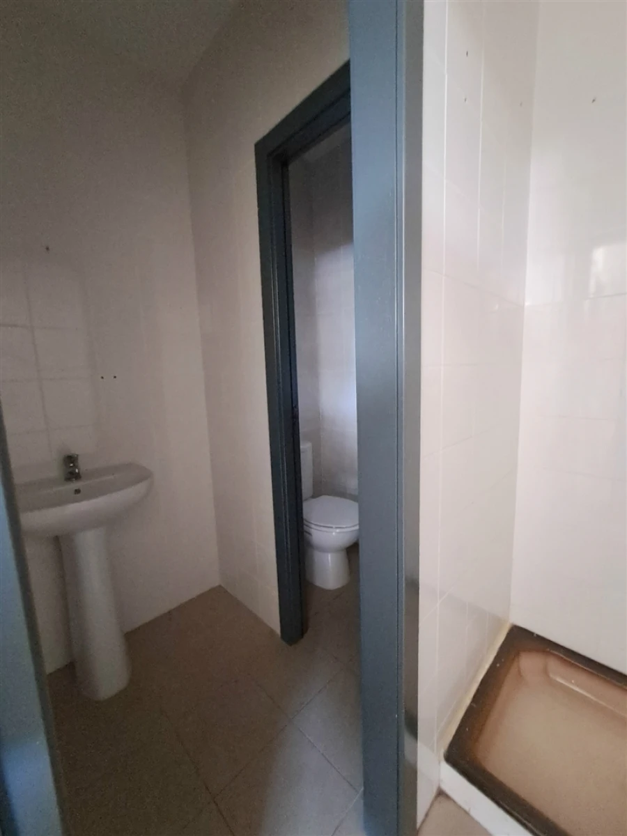 Loja para Arrendamento em Sendim e Atenor Foto 11