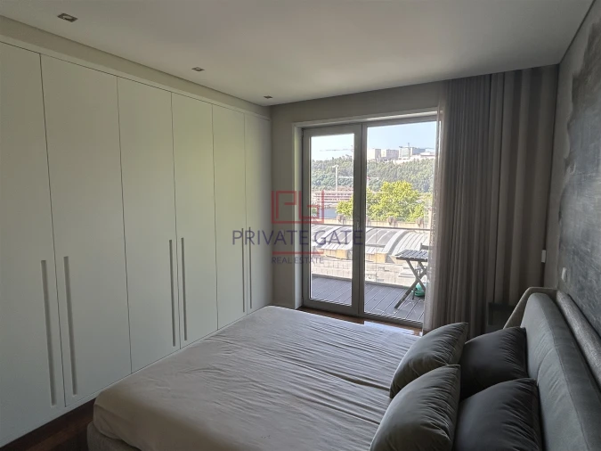 Apartamento T4 para Arrendamento em Lordelo do Ouro e Massarelos Foto 6