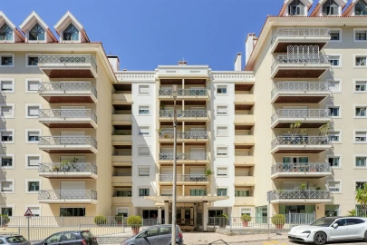 Apartamento T3 para Arrendamento em Cascais e Estoril