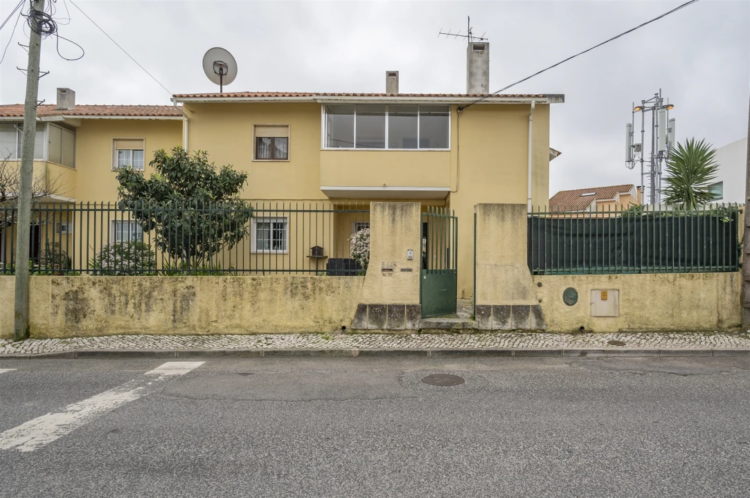 Moradia T3 para Venda em Alcabideche Foto 30