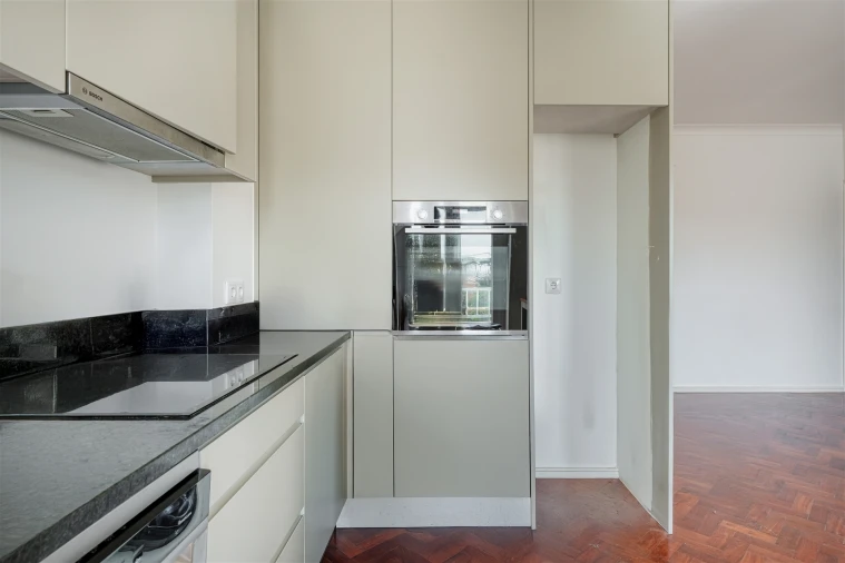 Apartamento T2 para Arrendamento em Carcavelos e Parede Foto 10