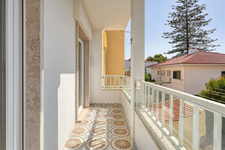 Apartamento T2 para Arrendamento em Carcavelos e Parede Foto 14