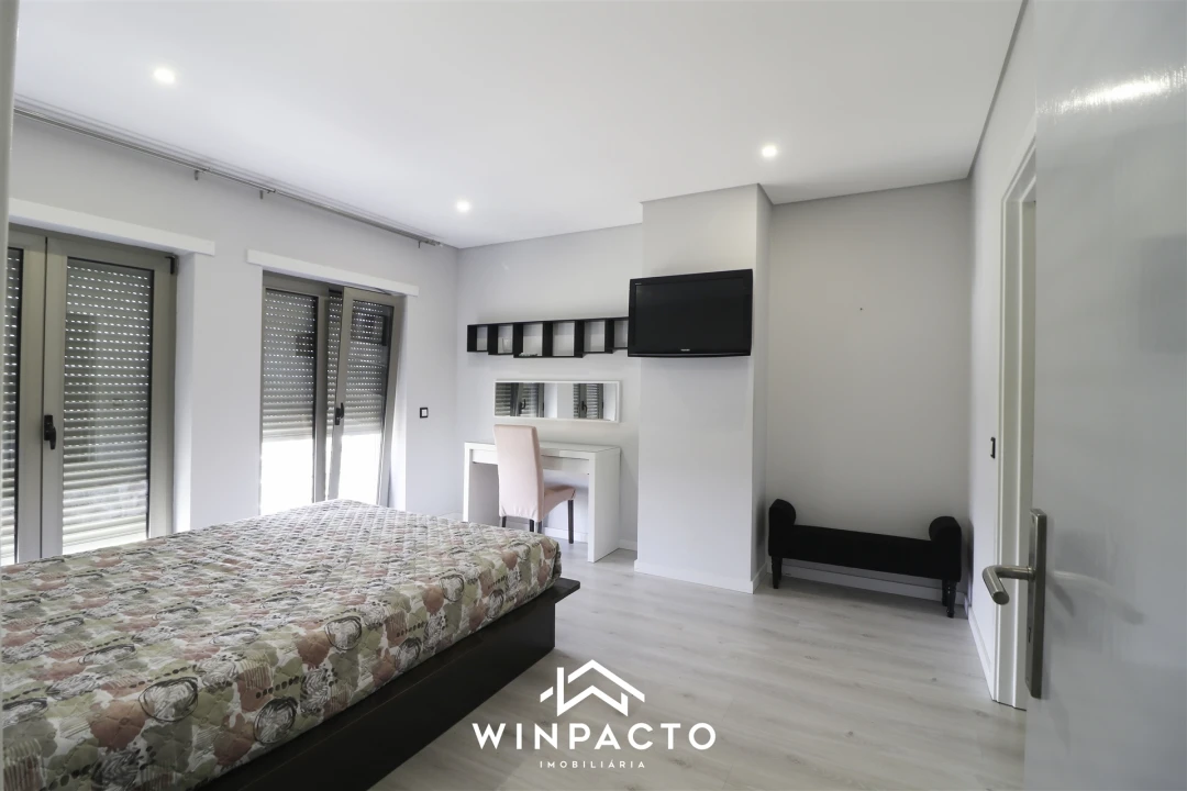 Apartamento T3 para Venda em Nelas Foto 54