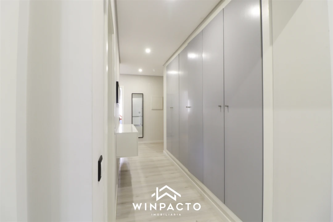 Apartamento T3 para Venda em Nelas Foto 46