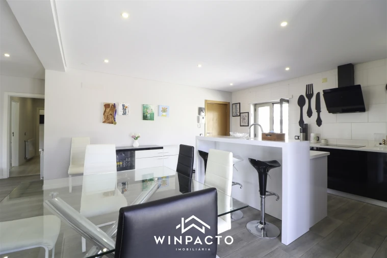 Apartamento T3 para Venda em Nelas Foto 9