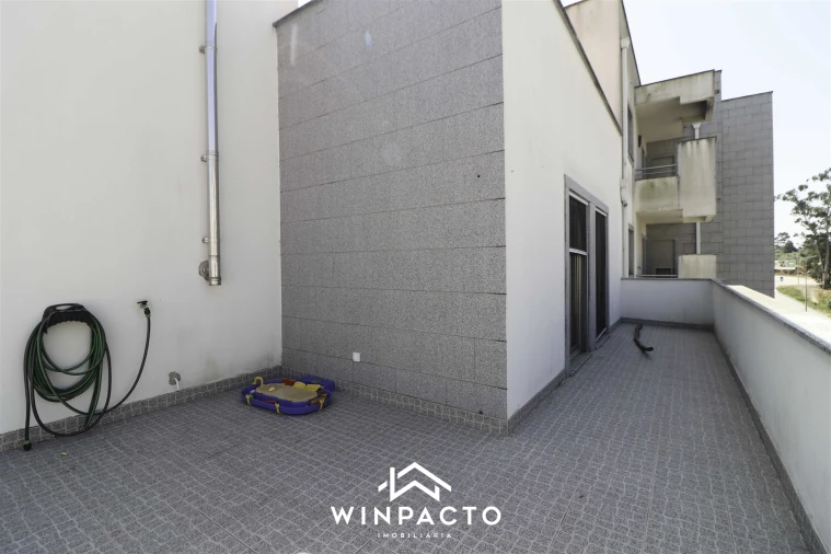 Apartamento T3 para Venda em Nelas Foto 27