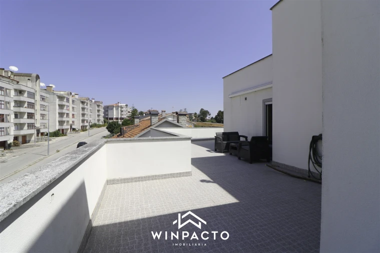 Apartamento T3 para Venda em Nelas Foto 33