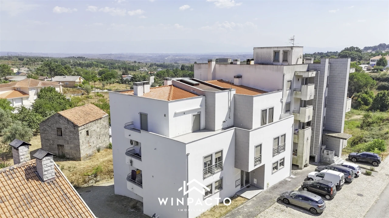 Apartamento T3 para Venda em Nelas Foto 79