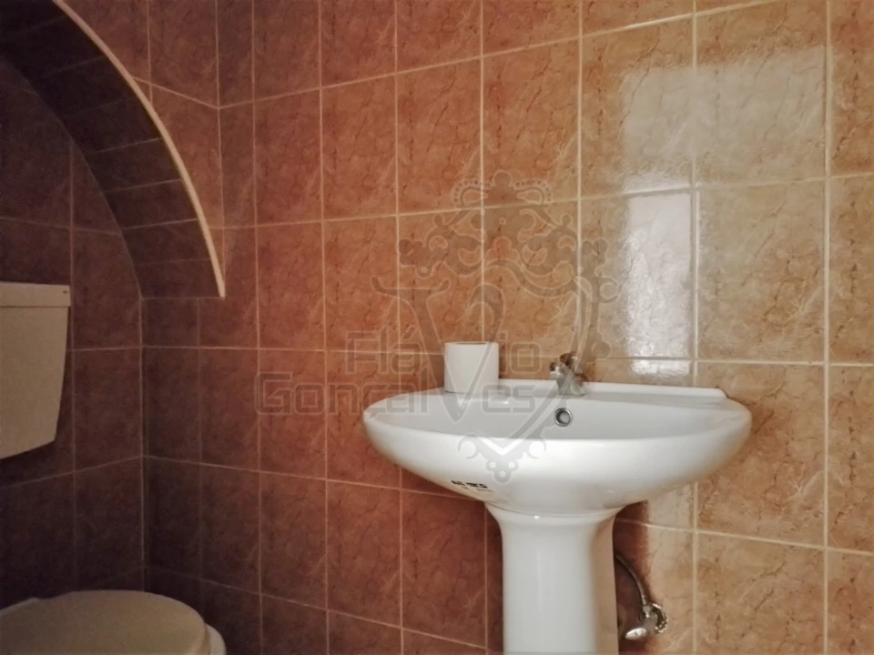 Loja para Arrendamento em Estremoz (Santa Maria e Santo André) Foto 6