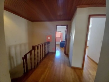 Moradia T4 para Venda em Santo Isidoro