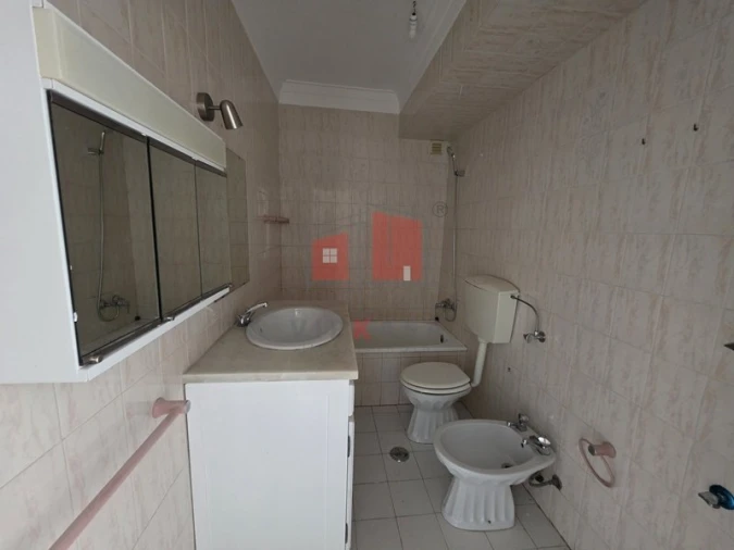 Apartamento T1 para Venda em São João das Lampas e Terrugem Foto 5