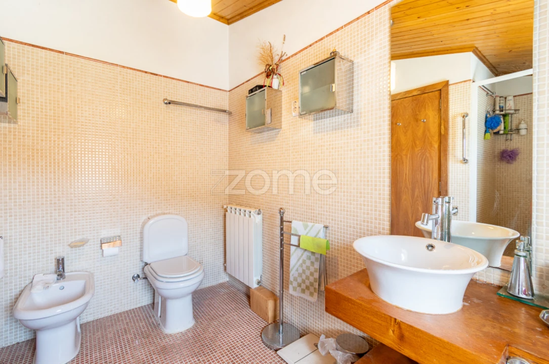 Moradia T4 para Venda em Torre de Moncorvo Foto 18