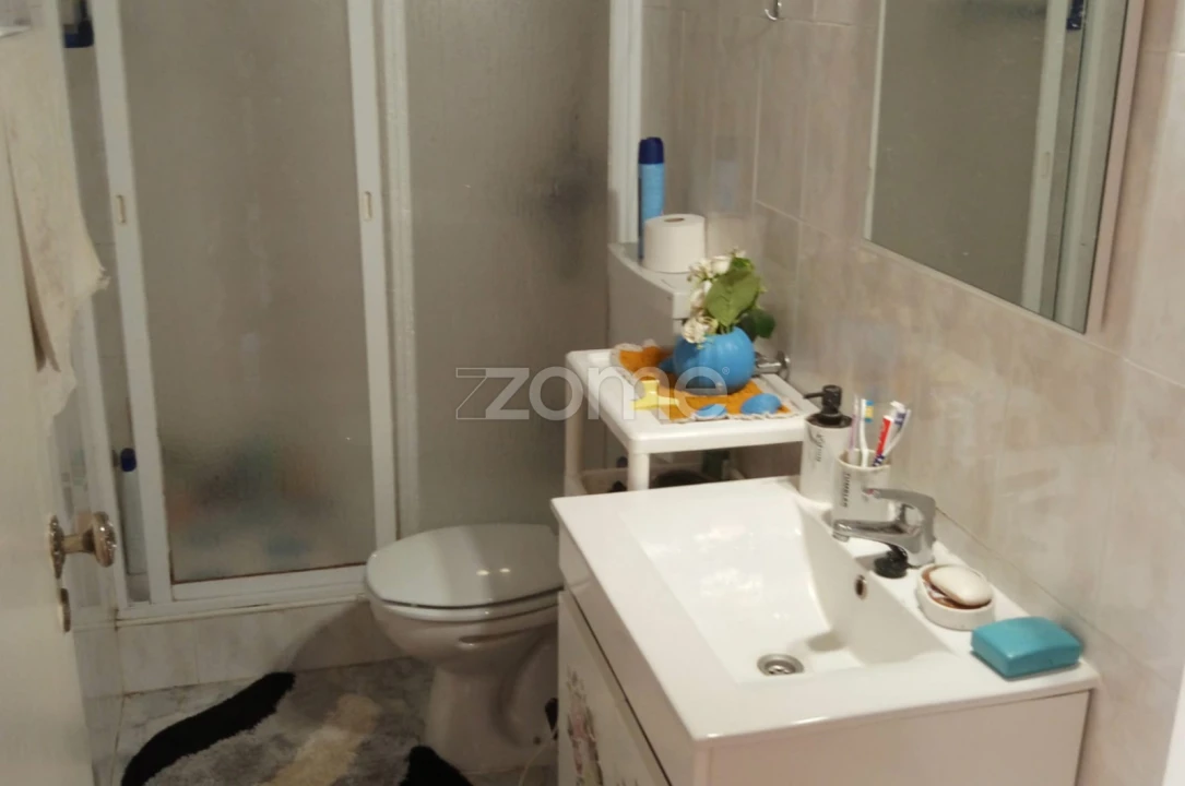 Moradia T3 para Venda em Casais e Alviobeira Foto 13