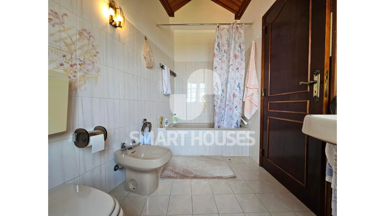 Moradia T6 para Venda em Arganil Foto 29