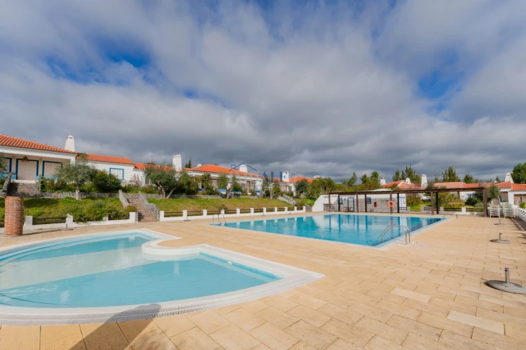 Moradia T3 para Venda em Santa Maria do Castelo e Santiago e Santa Susana Foto 12