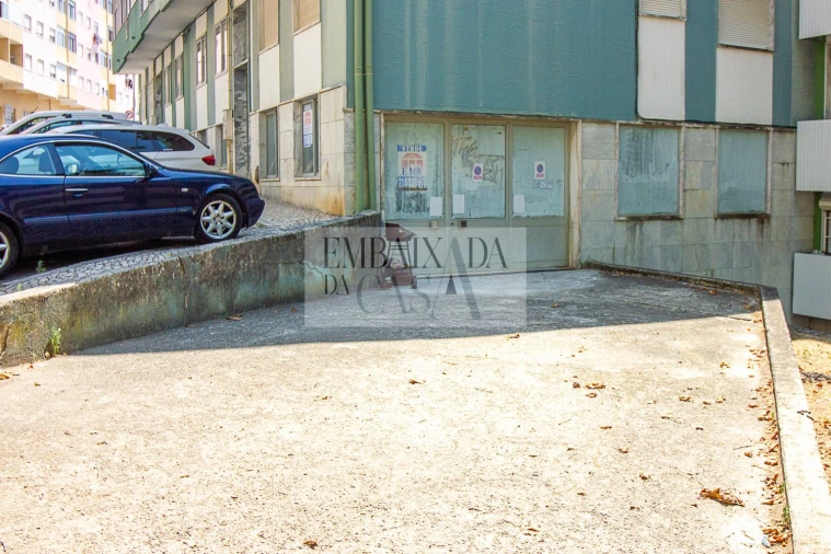 Loja para Venda em Agualva e Mira-Sintra Foto 14