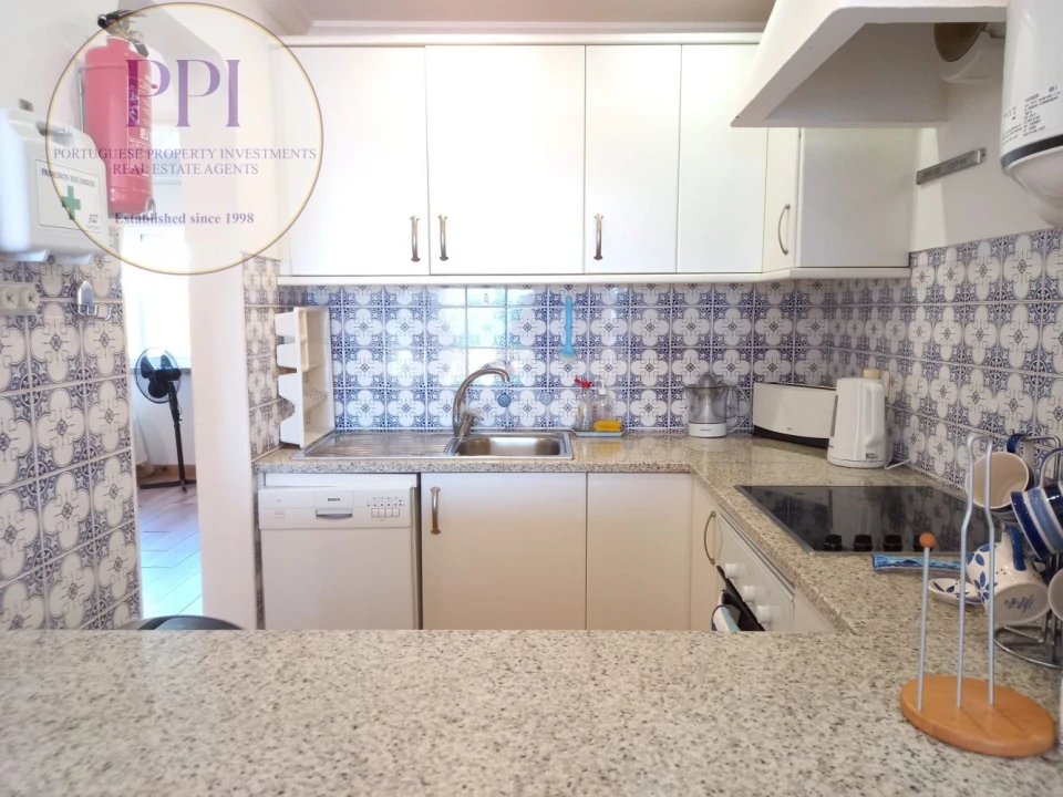 Apartamento T2 para Venda em Budens Foto 18