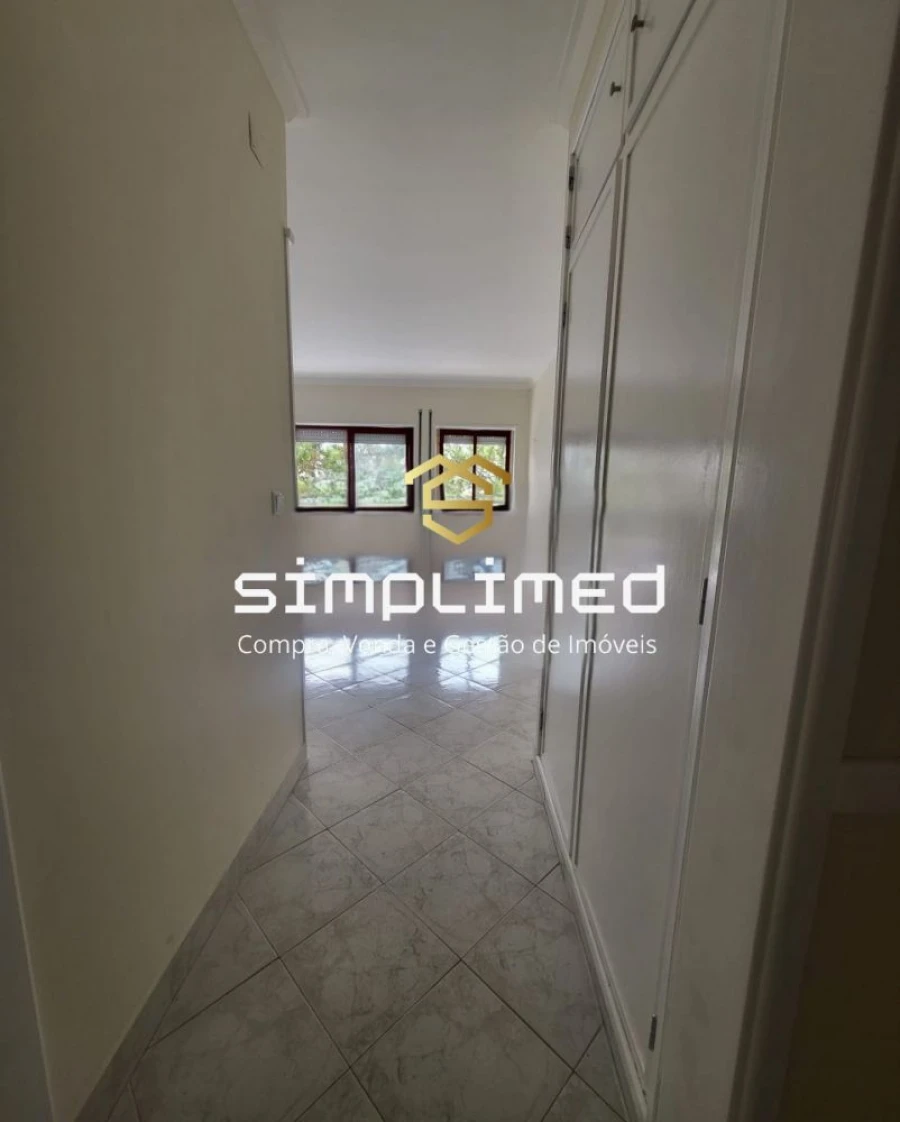 Apartamento T1 para Venda em São João das Lampas e Terrugem Foto 6