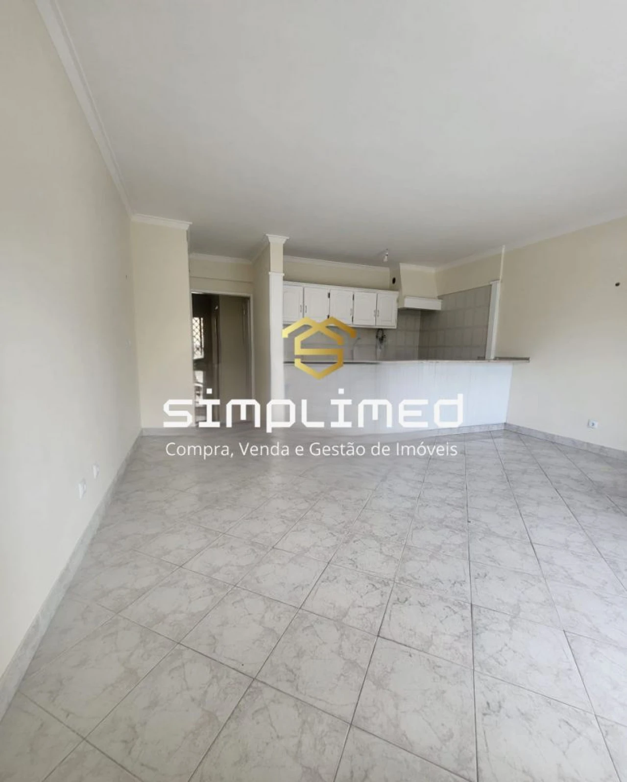 Apartamento T1 para Venda em São João das Lampas e Terrugem Foto 1