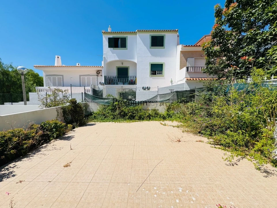 Moradia T4 para Venda em Albufeira e Olhos de Água Foto 25