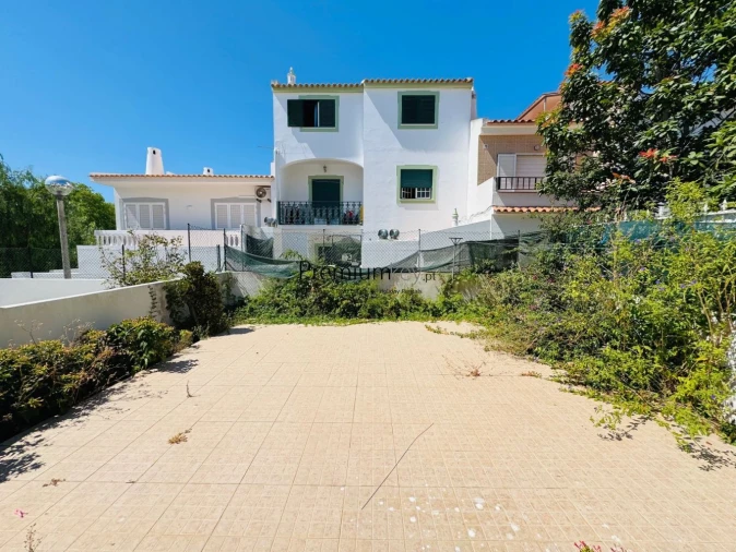 Moradia T4 para Venda em Albufeira e Olhos de Água Foto 25