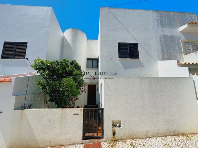 Moradia T4 para Venda em Albufeira e Olhos de Água Foto 27