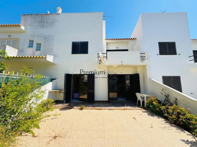 Moradia T4 para Venda em Albufeira e Olhos de Água